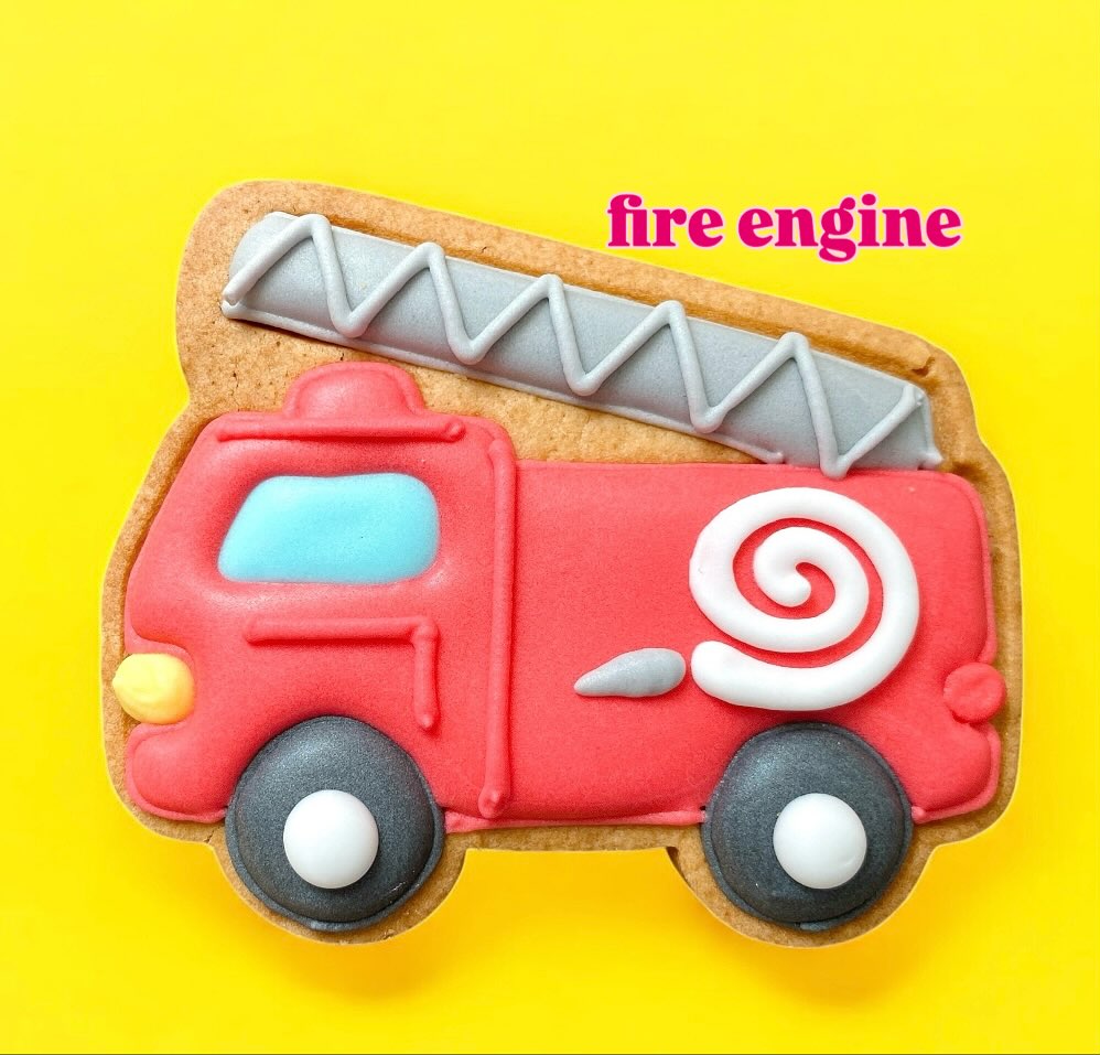 定番商品消防車

ただいま移転改装中！
店舗休業中となりますが
Instagramチェックお願いします🫶