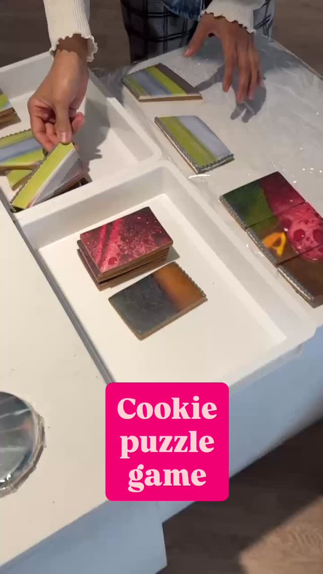 本田恵大カメラマン📸 写真展
「第1回 輝く一瞬展」にて
SUGARFOLIAのプリントクッキーを
展示いただいております
展示作品の撮影は本田カメラマン
写真とお菓子、異なるジャンルが響き合う瞬間を
ぜひ会場でお楽しみください
🗓 2025.11.12(wed)〜11.16(sun)
artspace & café(足利市利保町)
@mastermind0918