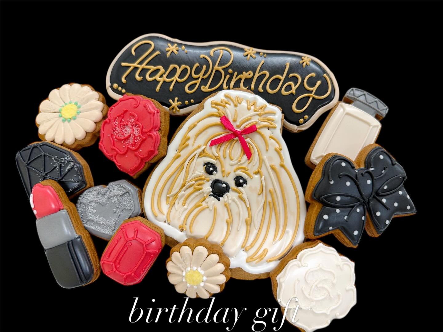 ワンちゃんをメインにしたバースデーギフト🖤️

ちょっと大人っぽくしてみました

いつもありがとうございます