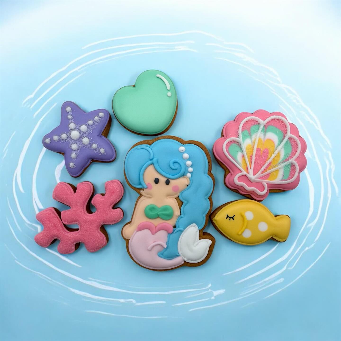マーメイドセット🧜‍♀️
色々セットになってるので
ケーキ飾りやギフトに細かくオーダーしなくても
手軽に買えるようにしたくて♪

これからたくさんメニュー化しようと思います♪